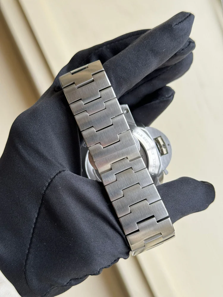 Panerai Luminor 1950 3 Days GMT Automatic PAM 00329